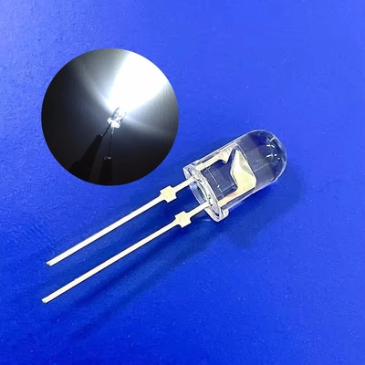 5mm 9000K Beyaz Renk 22000mcd Kapak Pini Yuvarlak Açık Lens Trafik Işığı için Altın Bağlama Tel